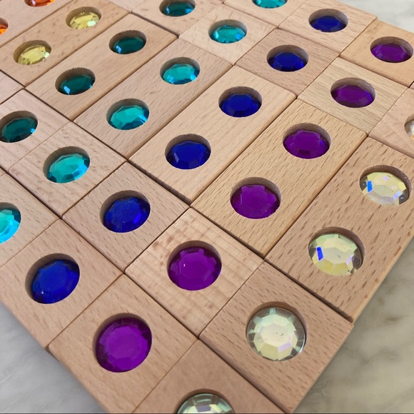 Montessori Building Color Gem Blocks - Picture 7 of 16